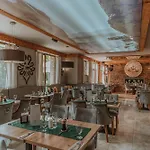 Goralski & Restaurant 4* Białka