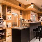 Aparthotel Goralski & Restaurant