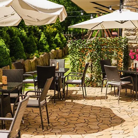 Goralski & Restaurant 4* بيالكا تاترزانسكا