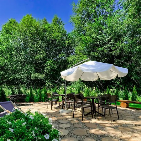 Lägenhetshotell Goralski & Restaurant 4*