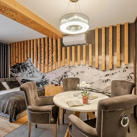 Goralski & Restaurant * Bialka Tatrzanska