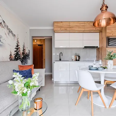 شقة فندقية Goralski & Restaurant 4*