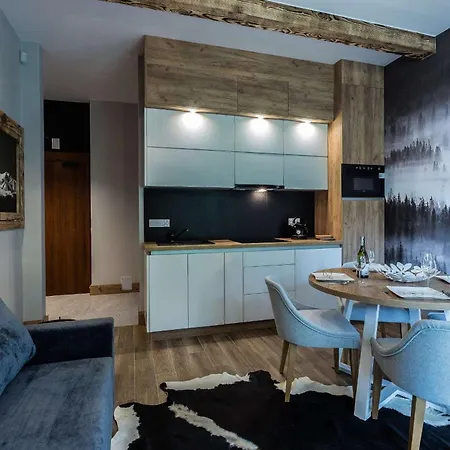 شقة فندقية Goralski & Restaurant 4*