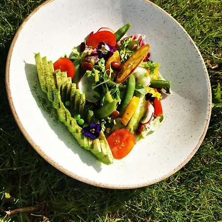 Goralski & Restaurant Aparthotel Białka Tatrzańska