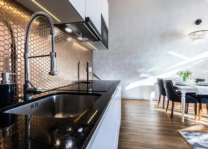 Goralski & Restaurant 4*